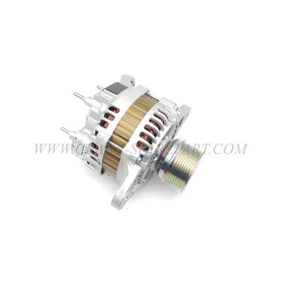 21401675 Części silnika dźwigu Alternator z wbudowanym regulatorem napięcia